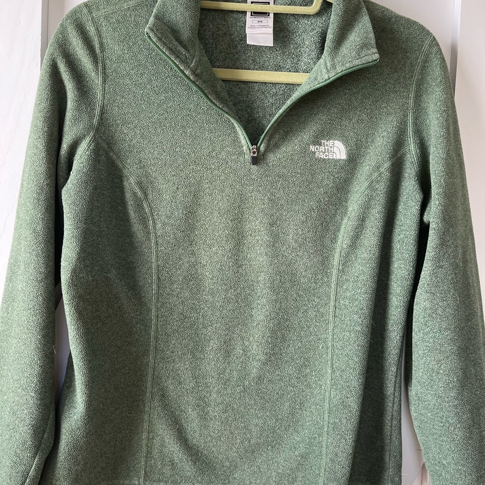 North face quarter zip fleece, woman’s medium in sage green